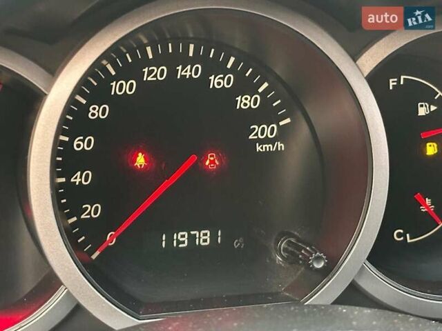 Серый Сузуки Гранд Витара, объемом двигателя 2 л и пробегом 120 тыс. км за 8200 $, фото 10 на Automoto.ua