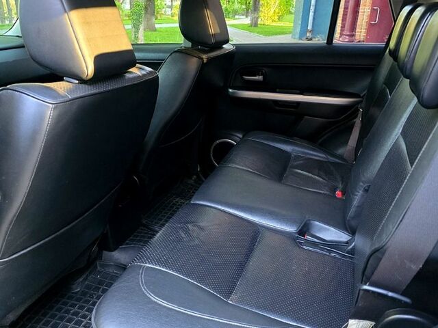 Серый Сузуки Гранд Витара, объемом двигателя 2.7 л и пробегом 240 тыс. км за 7999 $, фото 5 на Automoto.ua