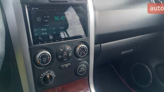 Сірий Сузукі Гранд Вітара, об'ємом двигуна 2 л та пробігом 279 тис. км за 7700 $, фото 13 на Automoto.ua