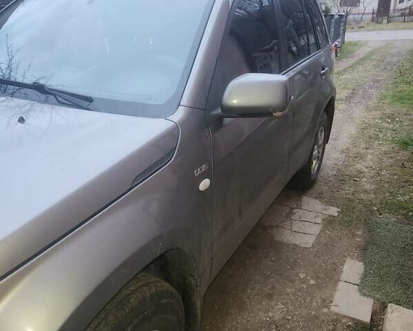 Серый Сузуки Гранд Витара, объемом двигателя 1.87 л и пробегом 270 тыс. км за 8100 $, фото 6 на Automoto.ua