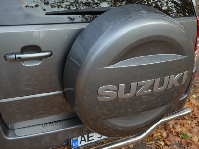 Серый Сузуки Гранд Витара, объемом двигателя 2.7 л и пробегом 173 тыс. км за 8100 $, фото 13 на Automoto.ua