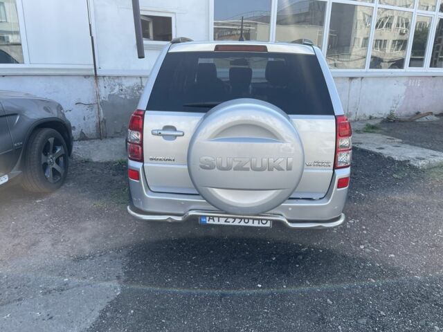 Серый Сузуки Гранд Витара, объемом двигателя 2.7 л и пробегом 196 тыс. км за 8000 $, фото 6 на Automoto.ua