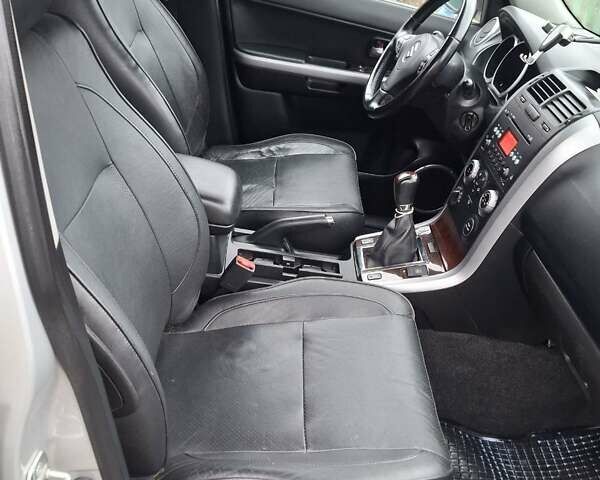 Серый Сузуки Гранд Витара, объемом двигателя 1.87 л и пробегом 248 тыс. км за 6950 $, фото 41 на Automoto.ua