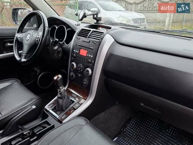 Серый Сузуки Гранд Витара, объемом двигателя 1.87 л и пробегом 248 тыс. км за 6950 $, фото 44 на Automoto.ua