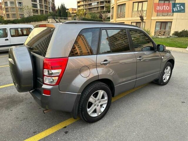 Сірий Сузукі Гранд Вітара, об'ємом двигуна 2 л та пробігом 122 тис. км за 7700 $, фото 1 на Automoto.ua
