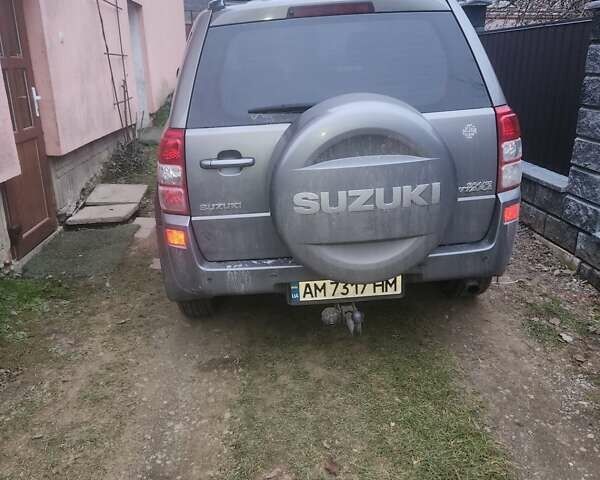 Серый Сузуки Гранд Витара, объемом двигателя 1.87 л и пробегом 270 тыс. км за 8100 $, фото 5 на Automoto.ua