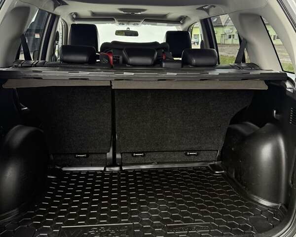 Серый Сузуки Гранд Витара, объемом двигателя 2 л и пробегом 179 тыс. км за 7999 $, фото 6 на Automoto.ua