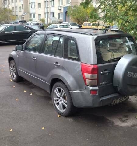 Серый Сузуки Гранд Витара, объемом двигателя 1.9 л и пробегом 275 тыс. км за 4600 $, фото 4 на Automoto.ua