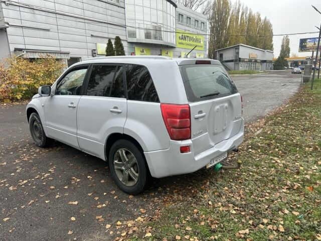 Серый Сузуки Гранд Витара, объемом двигателя 0 л и пробегом 250 тыс. км за 3500 $, фото 6 на Automoto.ua