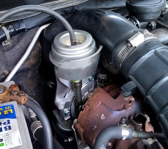 Серый Сузуки Гранд Витара, объемом двигателя 1.9 л и пробегом 275 тыс. км за 4500 $, фото 5 на Automoto.ua