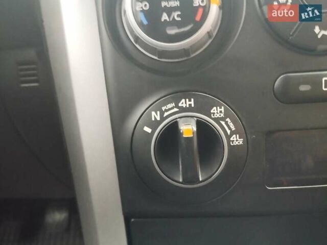 Серый Сузуки Гранд Витара, объемом двигателя 2.74 л и пробегом 215 тыс. км за 6700 $, фото 6 на Automoto.ua