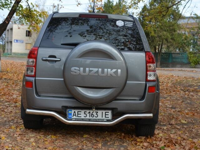 Серый Сузуки Гранд Витара, объемом двигателя 2.7 л и пробегом 173 тыс. км за 8100 $, фото 6 на Automoto.ua