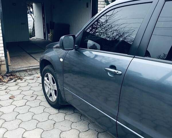 Сірий Сузукі Гранд Вітара, об'ємом двигуна 2 л та пробігом 115 тис. км за 7689 $, фото 13 на Automoto.ua