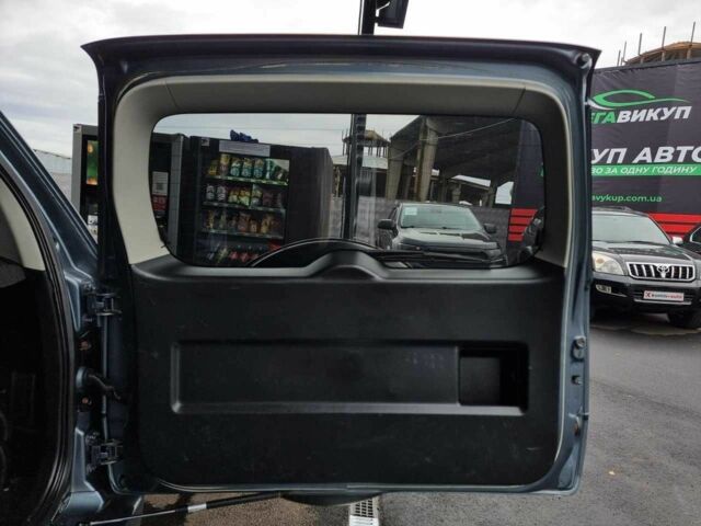 Серый Сузуки Гранд Витара, объемом двигателя 2 л и пробегом 210 тыс. км за 6999 $, фото 7 на Automoto.ua