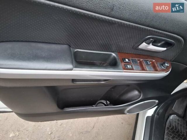 Серый Сузуки Гранд Витара, объемом двигателя 1.87 л и пробегом 248 тыс. км за 6950 $, фото 37 на Automoto.ua