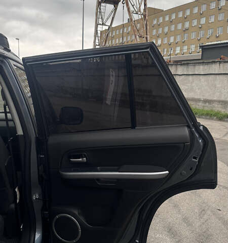 Сірий Сузукі Гранд Вітара, об'ємом двигуна 2.74 л та пробігом 125 тис. км за 9800 $, фото 17 на Automoto.ua