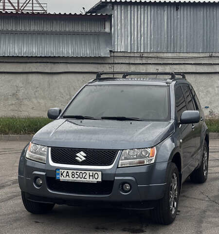 Сірий Сузукі Гранд Вітара, об'ємом двигуна 2.74 л та пробігом 125 тис. км за 9800 $, фото 1 на Automoto.ua