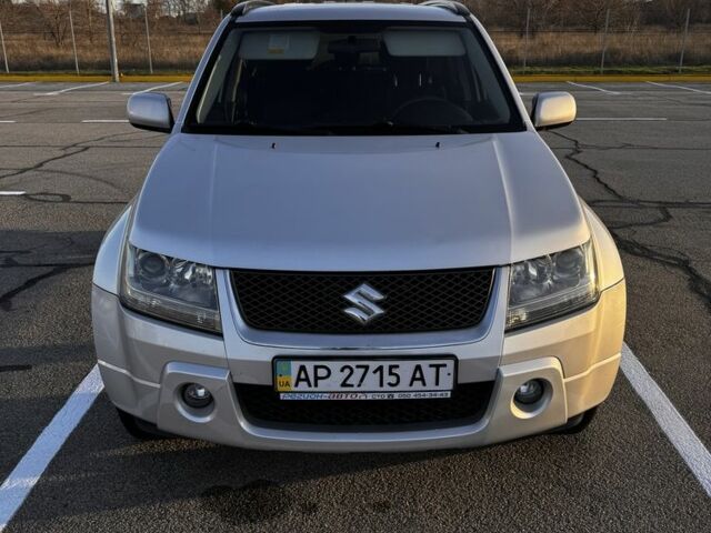 Сірий Сузукі Гранд Вітара, об'ємом двигуна 2 л та пробігом 139 тис. км за 6400 $, фото 1 на Automoto.ua