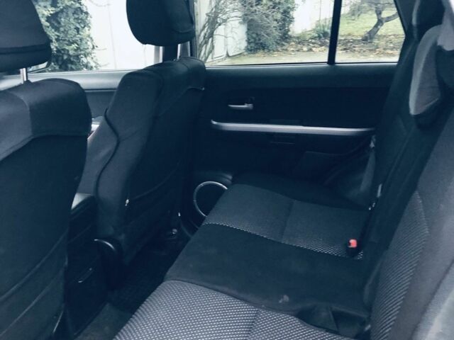 Серый Сузуки Гранд Витара, объемом двигателя 2 л и пробегом 115 тыс. км за 8600 $, фото 9 на Automoto.ua