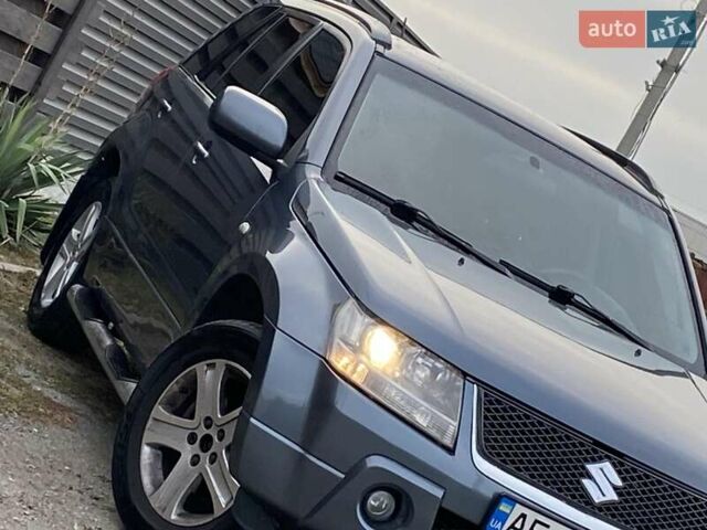 Сірий Сузукі Гранд Вітара, об'ємом двигуна 2 л та пробігом 197 тис. км за 6800 $, фото 8 на Automoto.ua