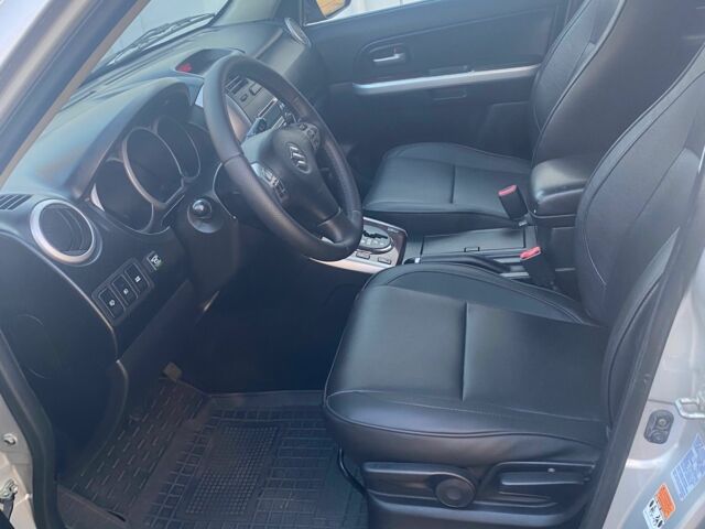 Серый Сузуки Гранд Витара, объемом двигателя 2 л и пробегом 250 тыс. км за 6500 $, фото 11 на Automoto.ua