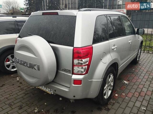 Серый Сузуки Гранд Витара, объемом двигателя 2.74 л и пробегом 215 тыс. км за 6700 $, фото 1 на Automoto.ua