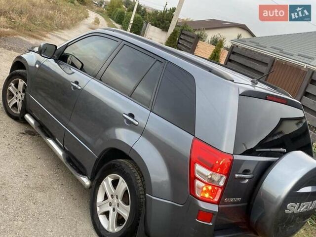 Сірий Сузукі Гранд Вітара, об'ємом двигуна 2 л та пробігом 197 тис. км за 6800 $, фото 13 на Automoto.ua