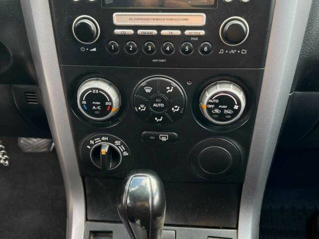 Серый Сузуки Гранд Витара, объемом двигателя 2 л и пробегом 280 тыс. км за 5200 $, фото 11 на Automoto.ua