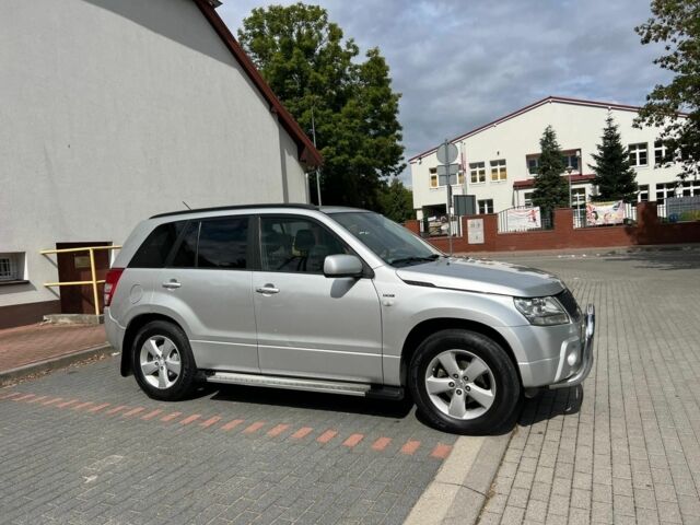 Серый Сузуки Гранд Витара, объемом двигателя 0 л и пробегом 273 тыс. км за 2500 $, фото 2 на Automoto.ua