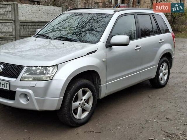 Серый Сузуки Гранд Витара, объемом двигателя 1.87 л и пробегом 248 тыс. км за 6950 $, фото 11 на Automoto.ua