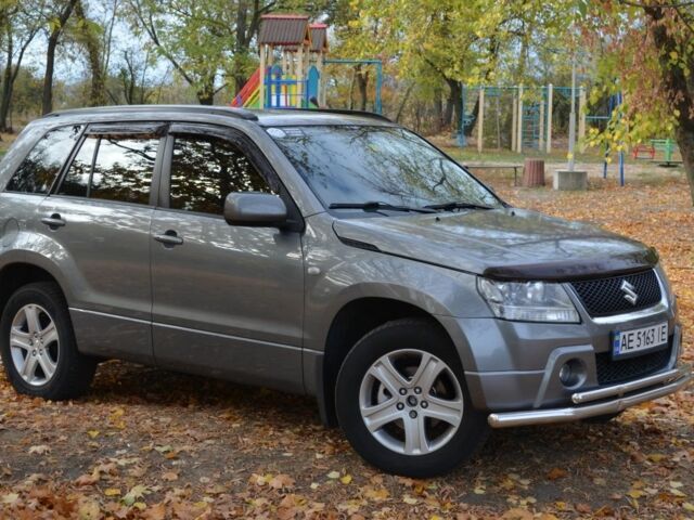 Серый Сузуки Гранд Витара, объемом двигателя 2.7 л и пробегом 173 тыс. км за 8100 $, фото 12 на Automoto.ua