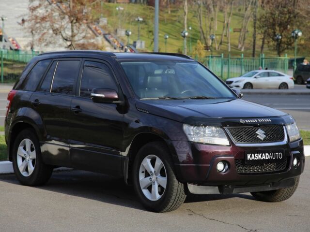 Серый Сузуки Гранд Витара, объемом двигателя 2.4 л и пробегом 225 тыс. км за 9500 $, фото 2 на Automoto.ua