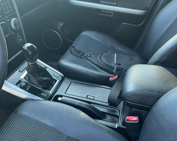 Серый Сузуки Гранд Витара, объемом двигателя 2.4 л и пробегом 283 тыс. км за 6777 $, фото 20 на Automoto.ua