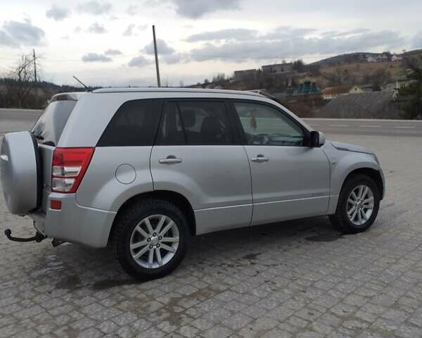 Сірий Сузукі Гранд Вітара, об'ємом двигуна 1.87 л та пробігом 228 тис. км за 8000 $, фото 25 на Automoto.ua