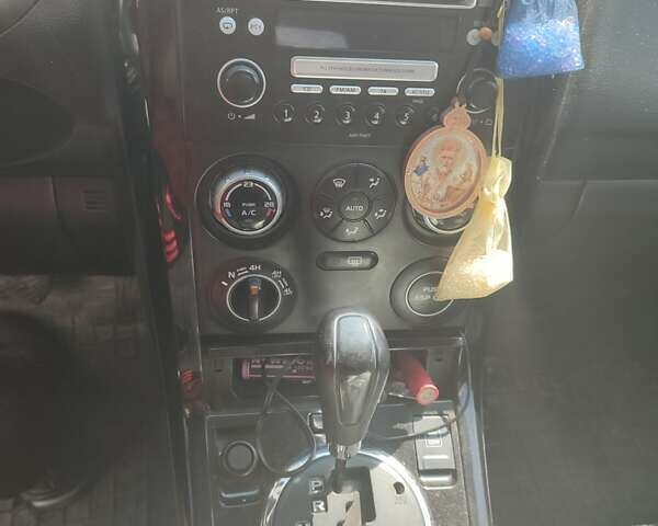 Сірий Сузукі Гранд Вітара, об'ємом двигуна 2 л та пробігом 250 тис. км за 7499 $, фото 29 на Automoto.ua