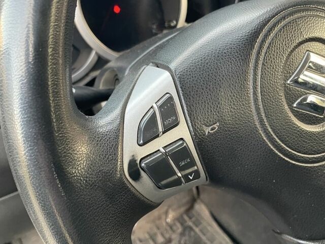 Сірий Сузукі Гранд Вітара, об'ємом двигуна 2 л та пробігом 172 тис. км за 6750 $, фото 18 на Automoto.ua