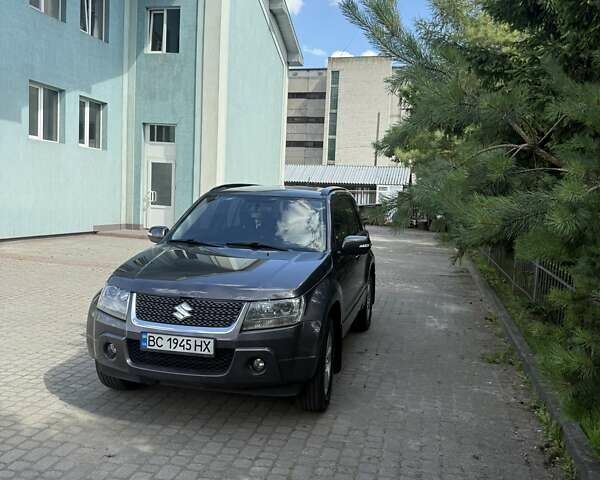 Серый Сузуки Гранд Витара, объемом двигателя 2.4 л и пробегом 160 тыс. км за 7200 $, фото 8 на Automoto.ua