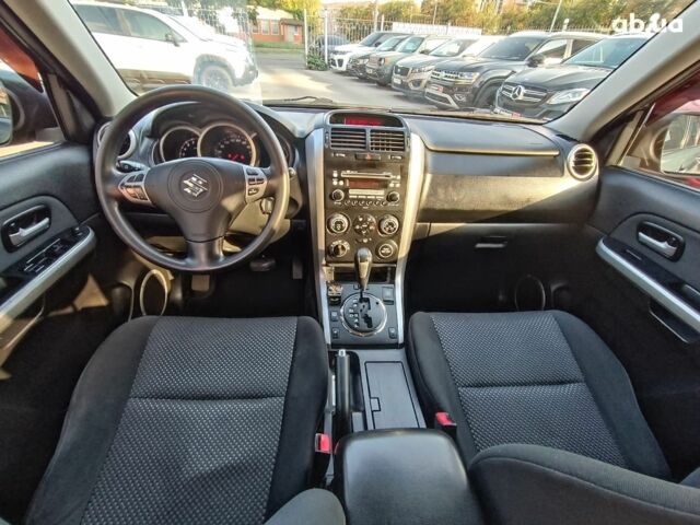 Серый Сузуки Гранд Витара, объемом двигателя 2 л и пробегом 204 тыс. км за 8490 $, фото 15 на Automoto.ua