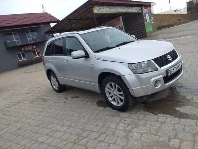 Сірий Сузукі Гранд Вітара, об'ємом двигуна 1.87 л та пробігом 228 тис. км за 8000 $, фото 17 на Automoto.ua