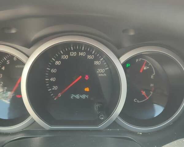 Сірий Сузукі Гранд Вітара, об'ємом двигуна 2 л та пробігом 250 тис. км за 7499 $, фото 28 на Automoto.ua