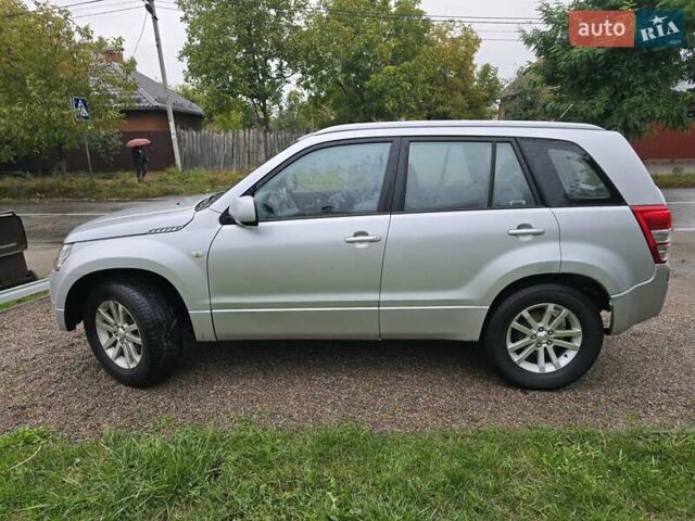 Сірий Сузукі Гранд Вітара, об'ємом двигуна 2 л та пробігом 163 тис. км за 3950 $, фото 8 на Automoto.ua