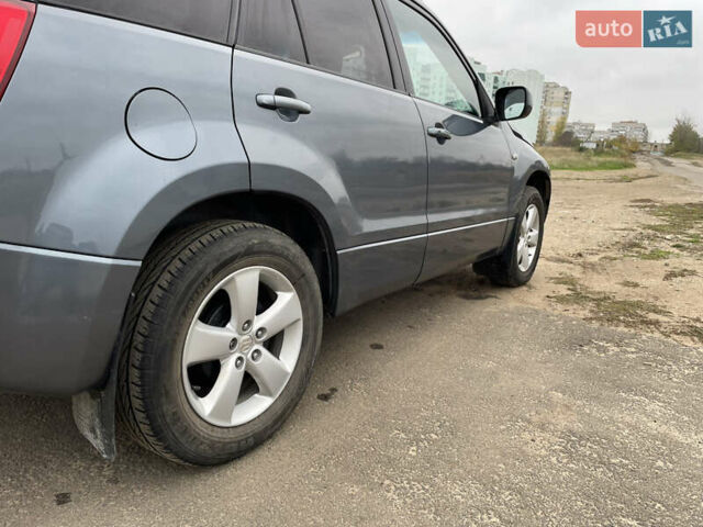 Сірий Сузукі Гранд Вітара, об'ємом двигуна 2 л та пробігом 218 тис. км за 6900 $, фото 9 на Automoto.ua
