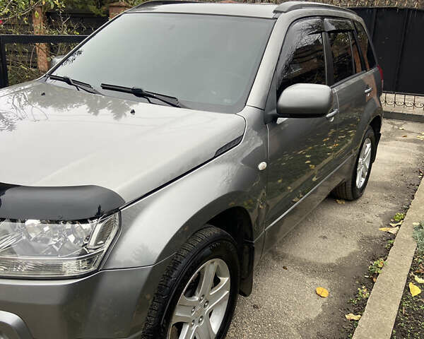 Серый Сузуки Гранд Витара, объемом двигателя 2 л и пробегом 231 тыс. км за 7800 $, фото 7 на Automoto.ua