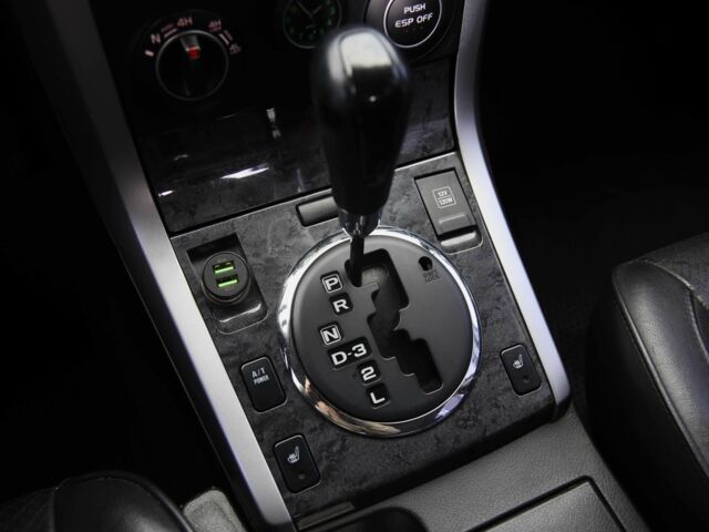 Серый Сузуки Гранд Витара, объемом двигателя 2.4 л и пробегом 225 тыс. км за 9500 $, фото 18 на Automoto.ua