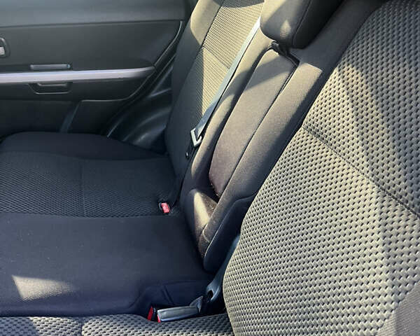 Серый Сузуки Гранд Витара, объемом двигателя 2.4 л и пробегом 283 тыс. км за 6777 $, фото 8 на Automoto.ua