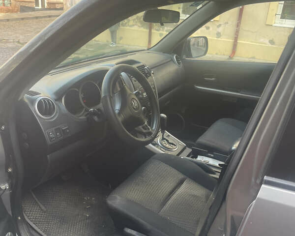 Серый Сузуки Гранд Витара, объемом двигателя 2 л и пробегом 263 тыс. км за 6100 $, фото 6 на Automoto.ua