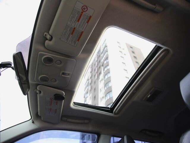 Серый Сузуки Гранд Витара, объемом двигателя 2.4 л и пробегом 225 тыс. км за 9500 $, фото 20 на Automoto.ua