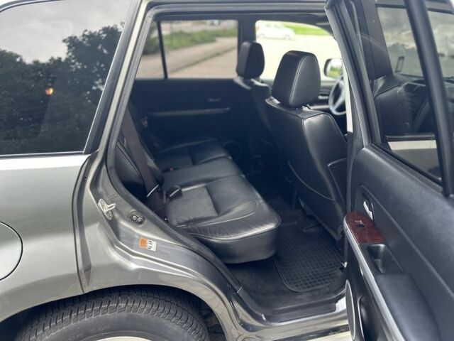 Сірий Сузукі Гранд Вітара, об'ємом двигуна 2 л та пробігом 197 тис. км за 3150 $, фото 7 на Automoto.ua