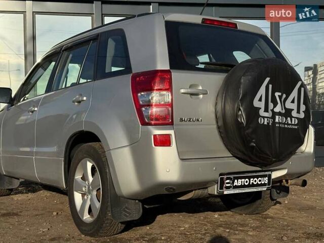 Серый Сузуки Гранд Витара, объемом двигателя 2.4 л и пробегом 121 тыс. км за 7990 $, фото 5 на Automoto.ua