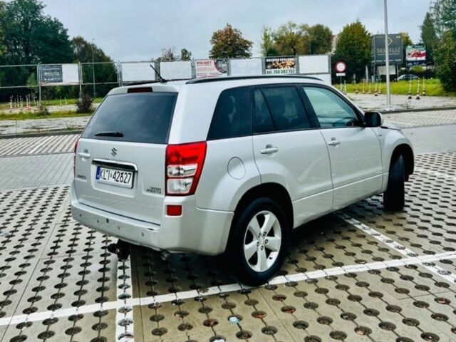 Серый Сузуки Гранд Витара, объемом двигателя 2 л и пробегом 234 тыс. км за 2850 $, фото 4 на Automoto.ua